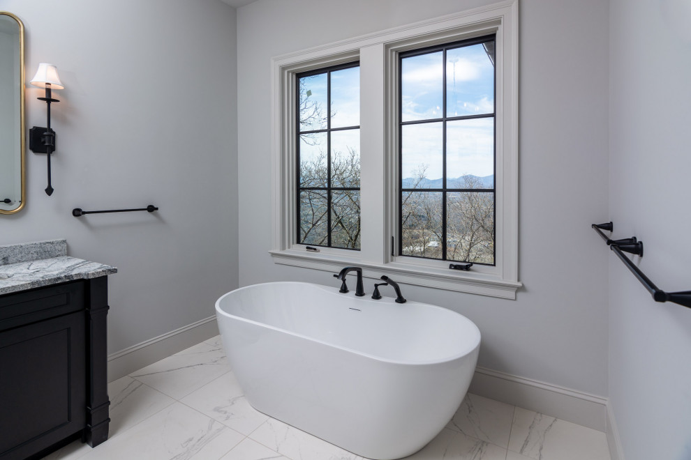 Bathroom - transitional bathroom idea