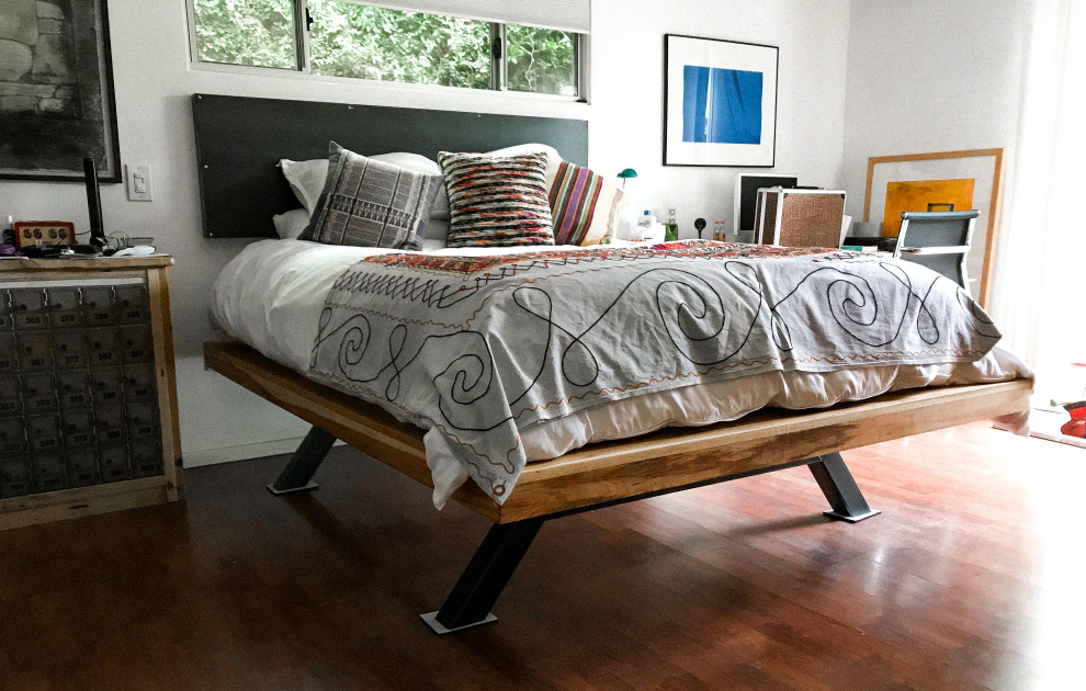 Mark Bed