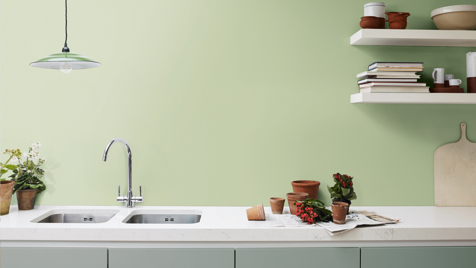 Продукция Dulux на кухне