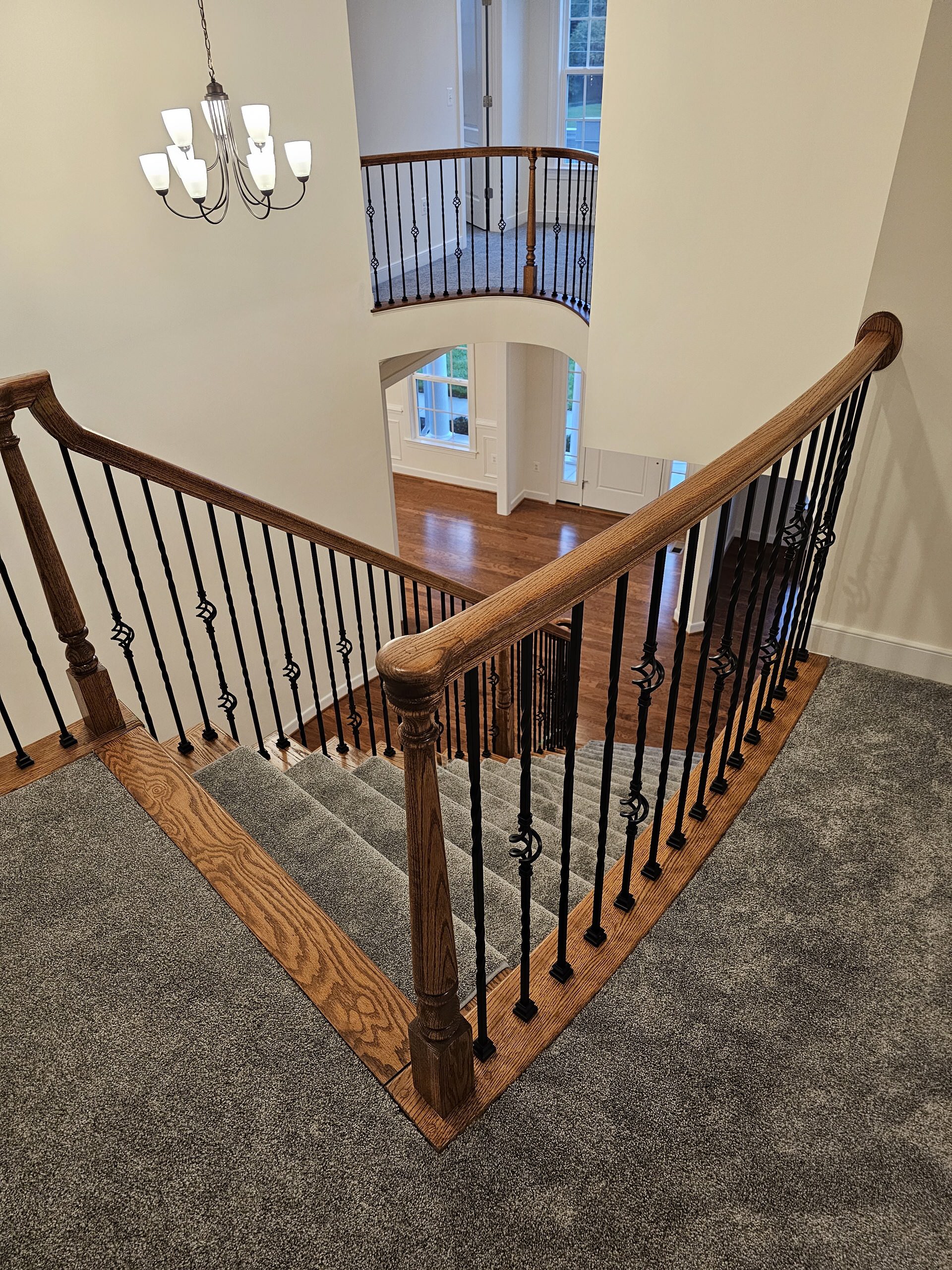 128_Grand Entryway Elliptical Staircase, Nokesville, VA 20181