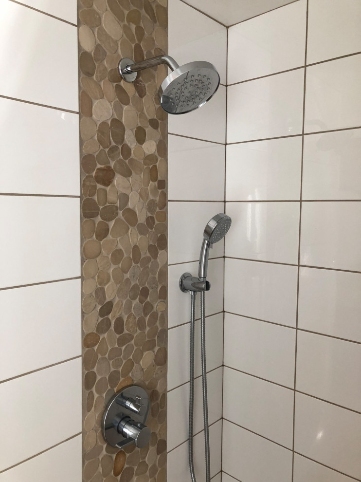 How do I repair a broken ceramic shower shelf? - Ceramic Tile Advice Forums  - John Bridge Ceramic Tile