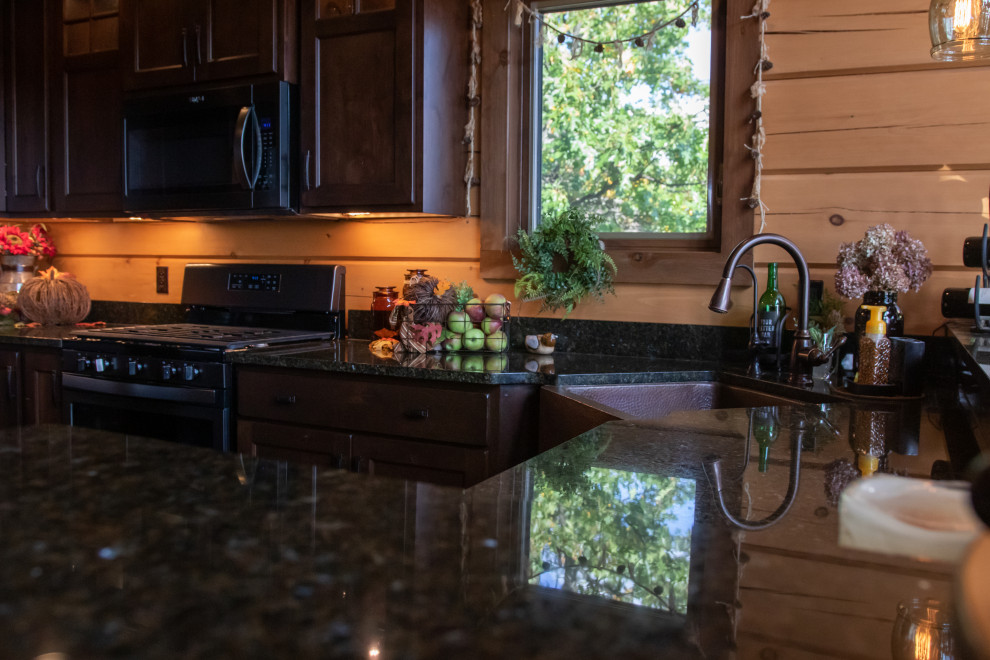 Kitchen - rustic kitchen idea