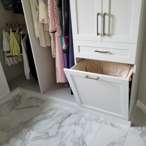 Inspiration for a mid-sized transitional women's dressing room in DC Metro with shaker cabinets, grey cabinets, marble floors and white floor.