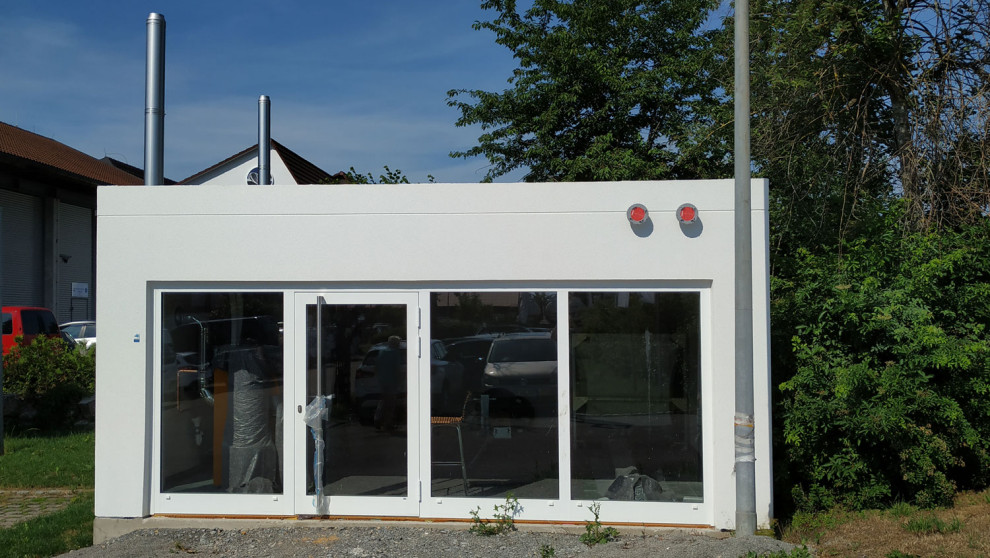 Large contemporary detached double garage workshop in Stuttgart.