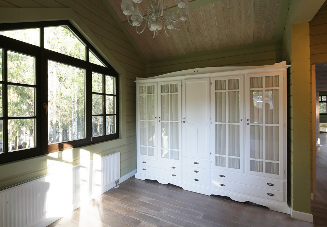 Деревянные окна в домах из клееного бруса