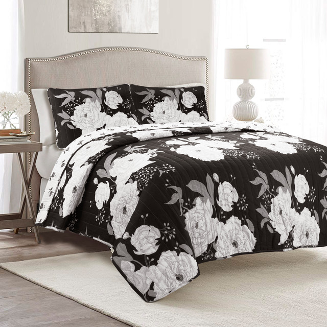 Lush Decor Zinnia Fl Quilt Black Gray 3pc Set Full Queen Contemporary Quilts And Sets By Uber Bazaar - Black And Gray Quilt Bedding Lush Decor Zinnia Fl Quilt Black Gray 3pc Set Full Queen Contemporary Quilts And Sets By Uber Bazaar - Black And Gray Quilt Bedding