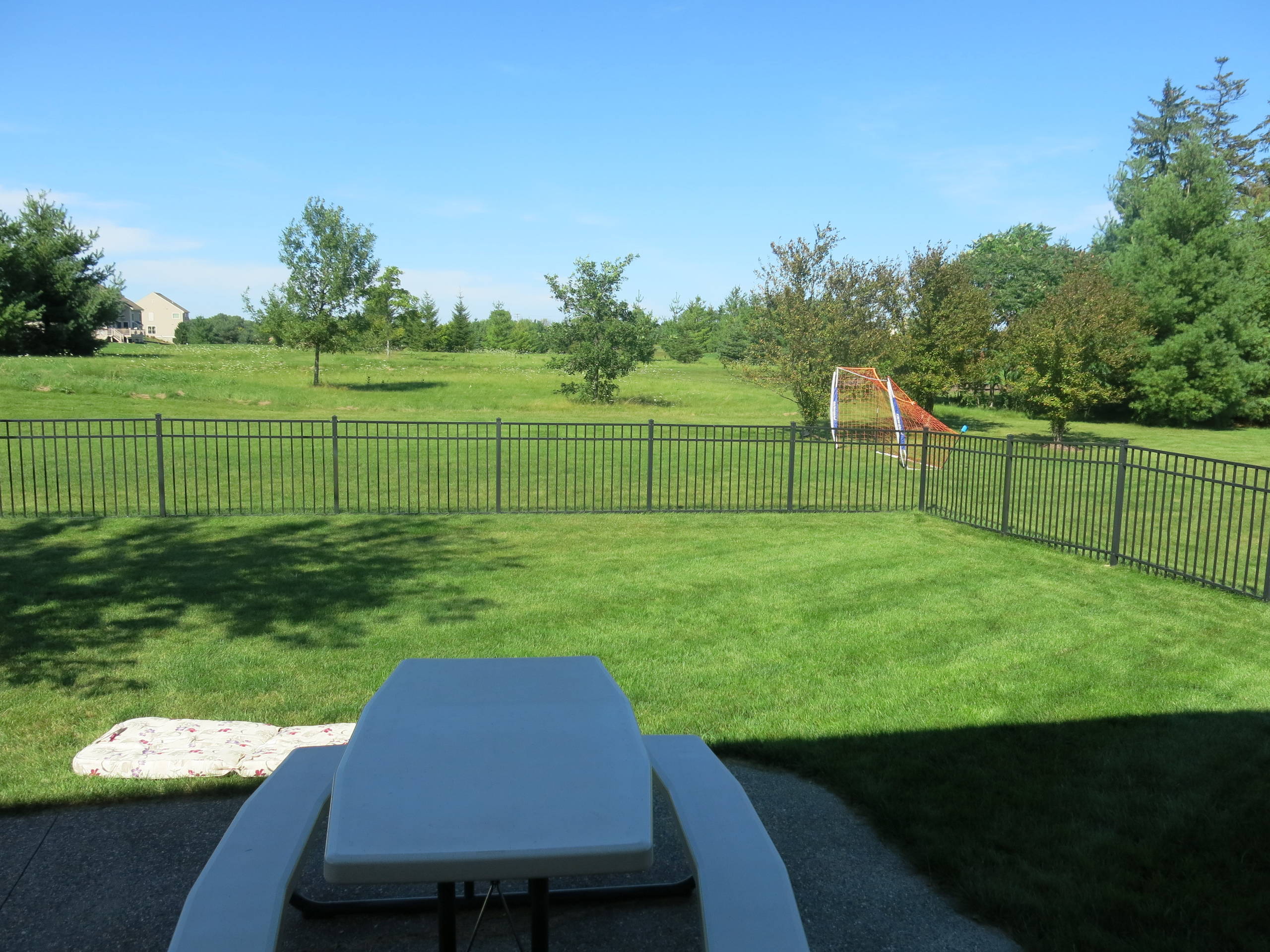 Traditional Pool & Landscape - Cedarburg