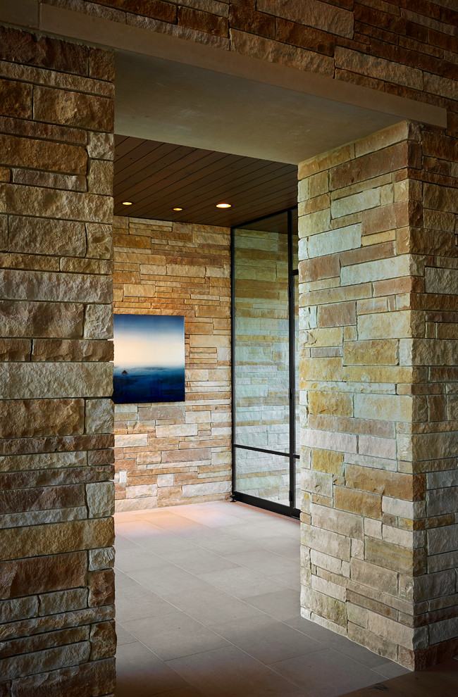 Photo of a transitional entryway in Austin.