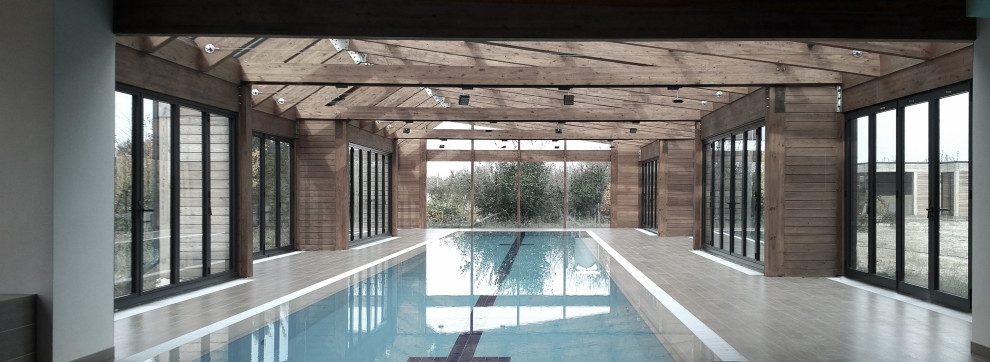 Дом с басейном