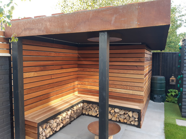 Bespoke shed and covered seating area - Contemporary - Garden Shed and  Building - Oxfordshire - by PLT Design | Houzz UK