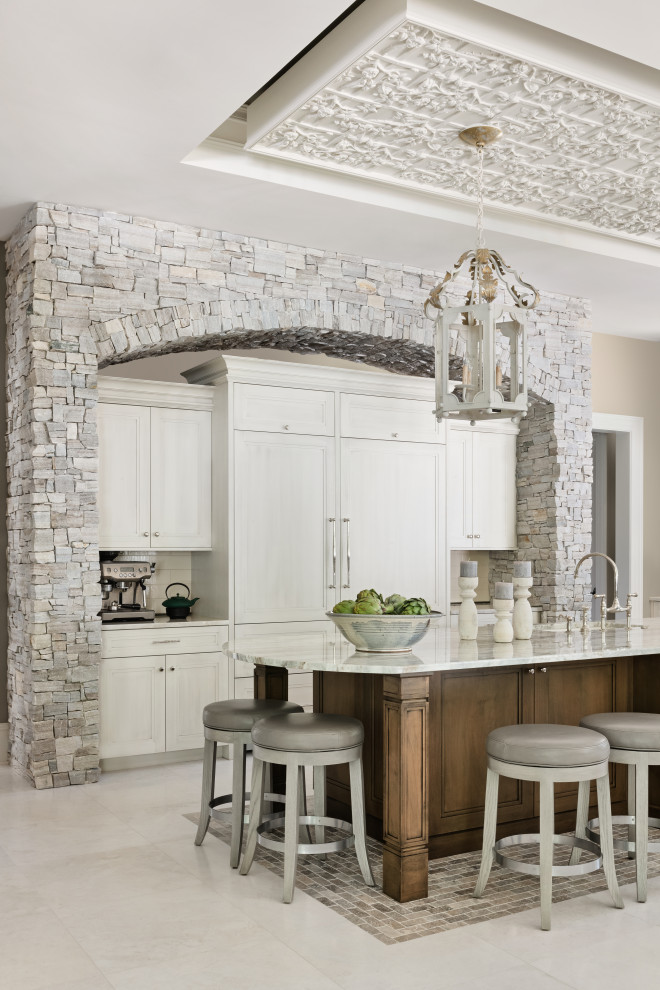 Transitional kitchen photo in DC Metro