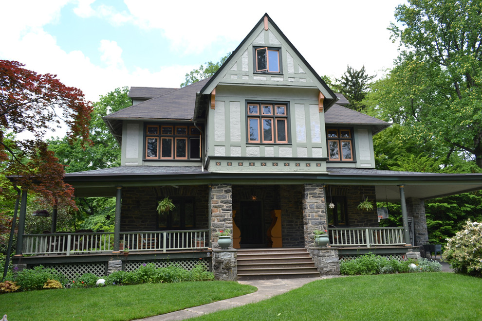 This is an example of a traditional exterior in Philadelphia.