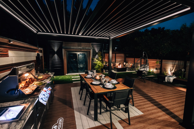 Ostened contemporary-terrace