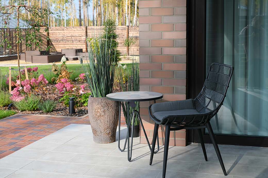 ПРОЕКТ ЗАГОРОДНОГО ДОМА С ЛЕТНЕЙ ТЕРРАСОЙ