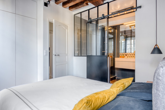 Panth&eacute;on scandinavian-bedroom