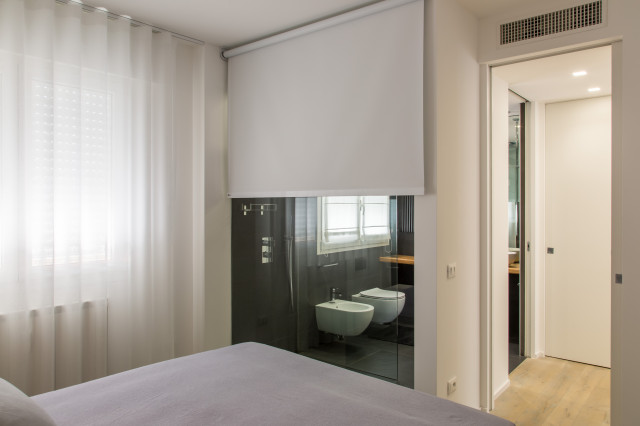 Casa AM modern-bathroom