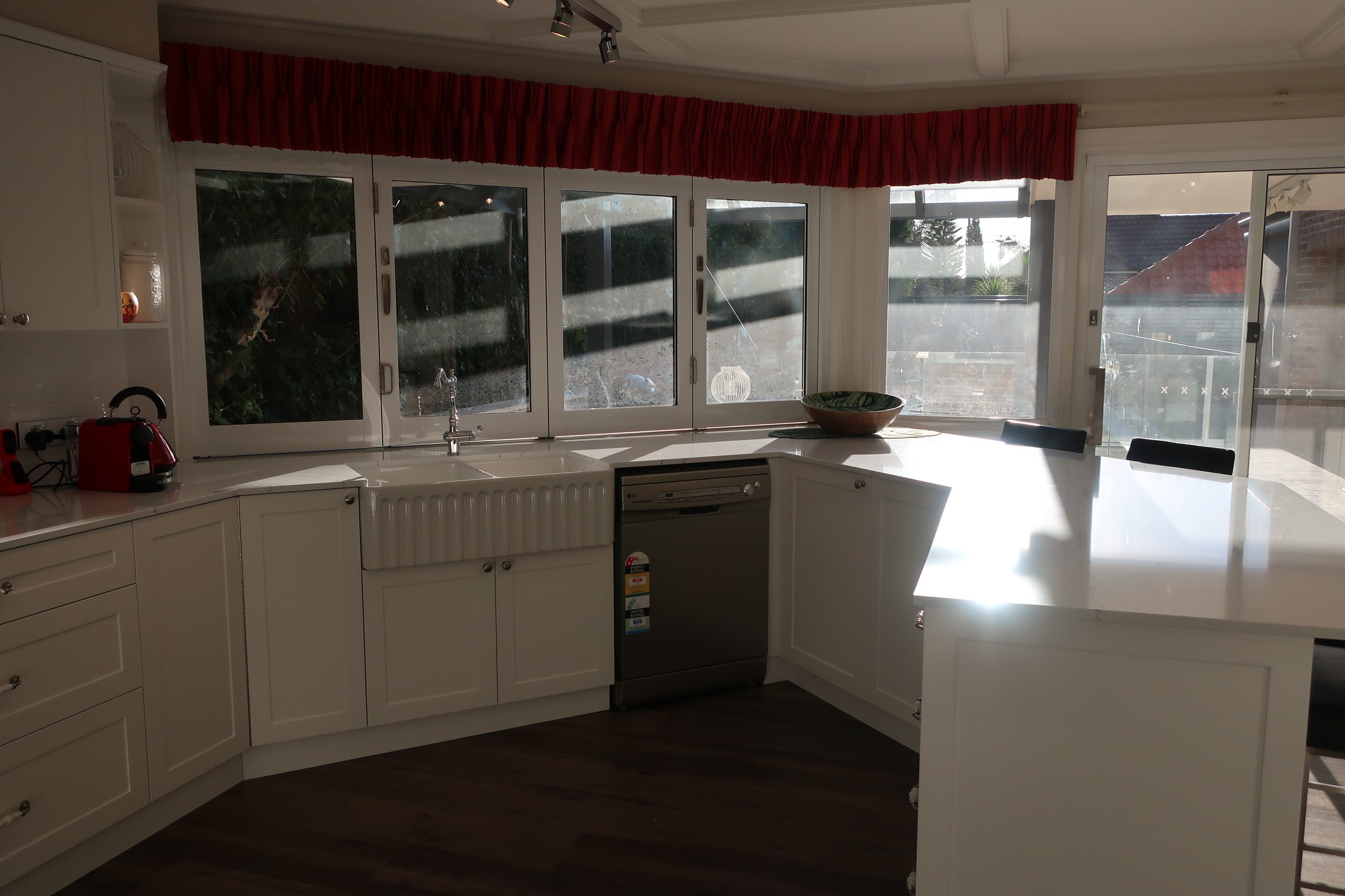 FLOOR AND KITCHEN MAGIC AT GLENHAVEN