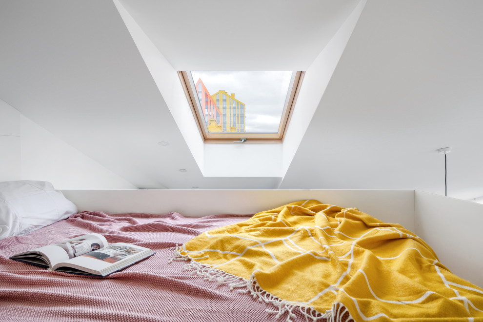 Мансарда со спальней на антресоли