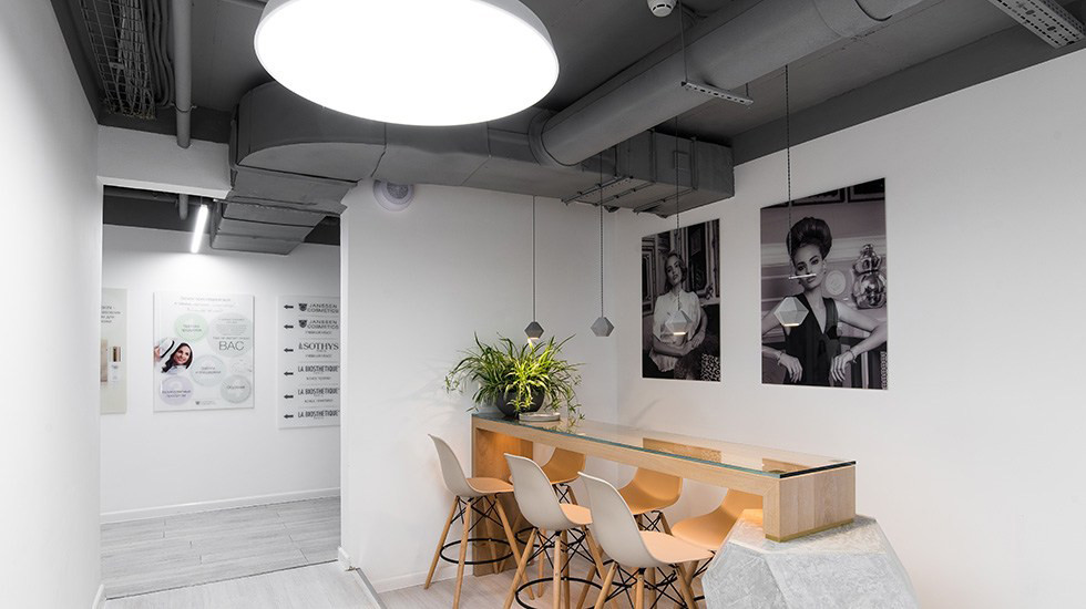 офис компании «Janssen Cosmetics»