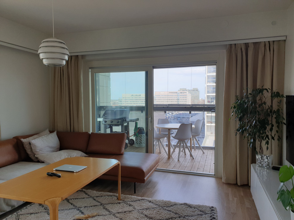 Гостиная с льняными шторами