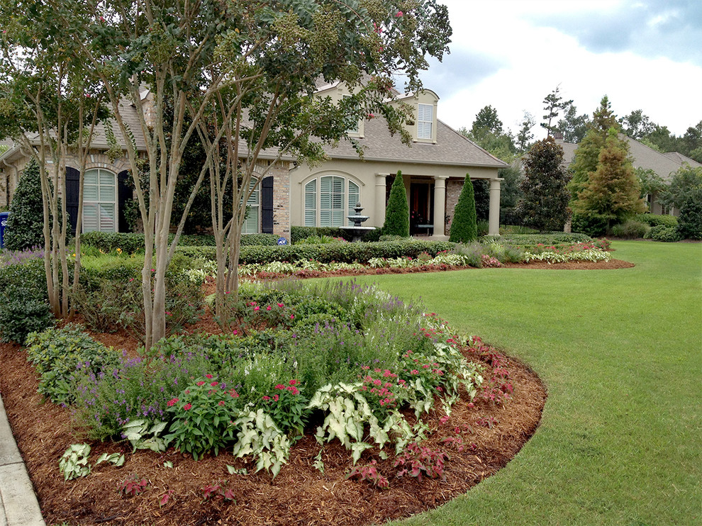 Louisiana Landscape Design - Traditional - New Orleans - by Smoketree ...