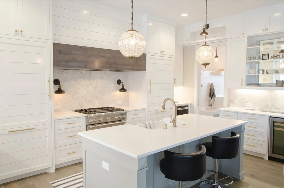 Transitional kitchen photo in Seattle