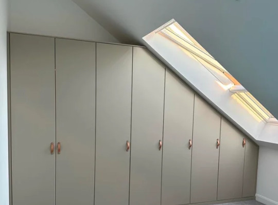 IKEA vs Sur-Mesure