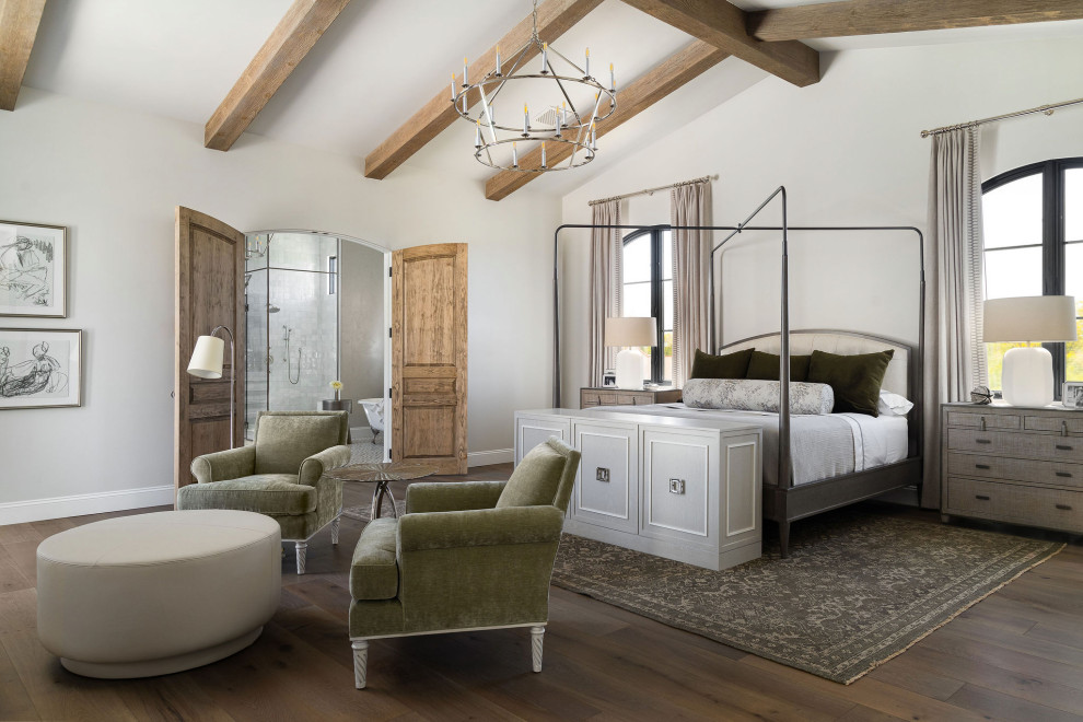 Inspiration for a transitional home design remodel in Phoenix