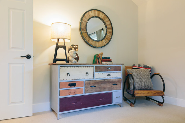 Skyview country-bedroom