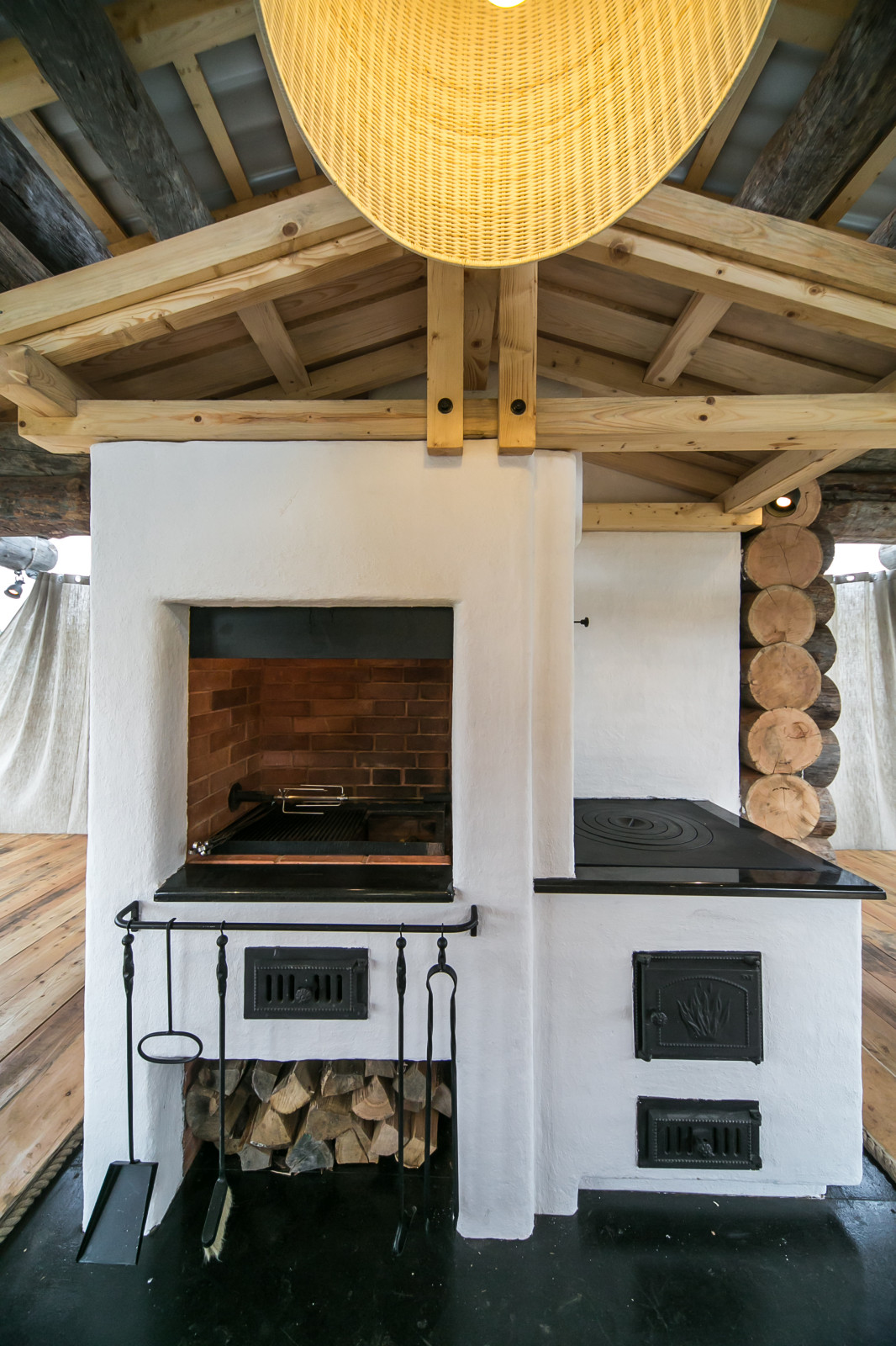 Парящий сруб