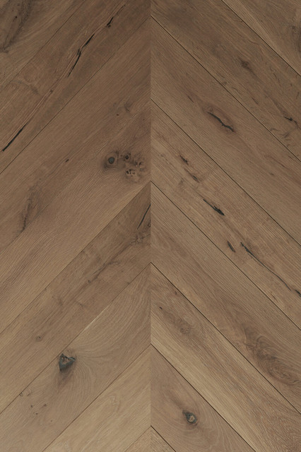 Rimini (CH) 4-3/4″ Wide - White Oak Engineered Hardwood Flooring