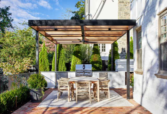 Patio of the Week: Elegant Terrace With Cathedral Views