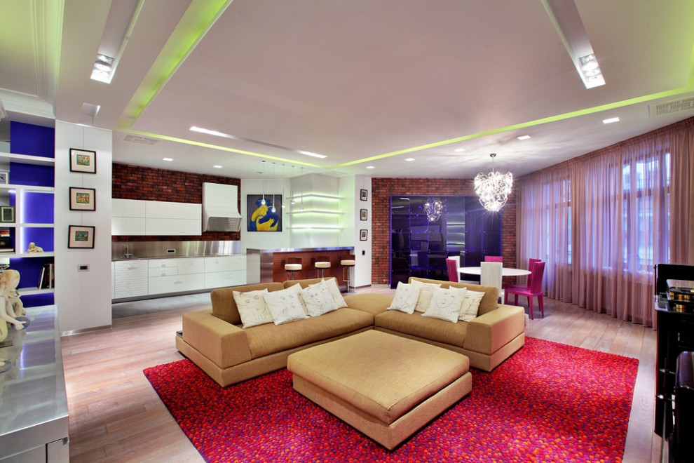 Яркая артистическая квартира