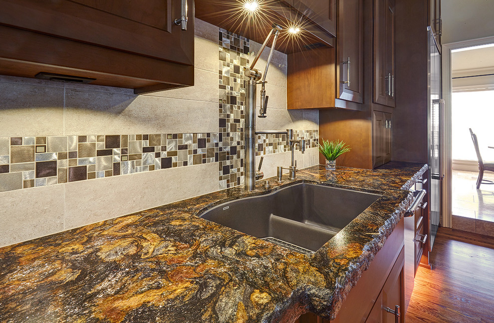 Inspiration for a transitional home design remodel in Sacramento
