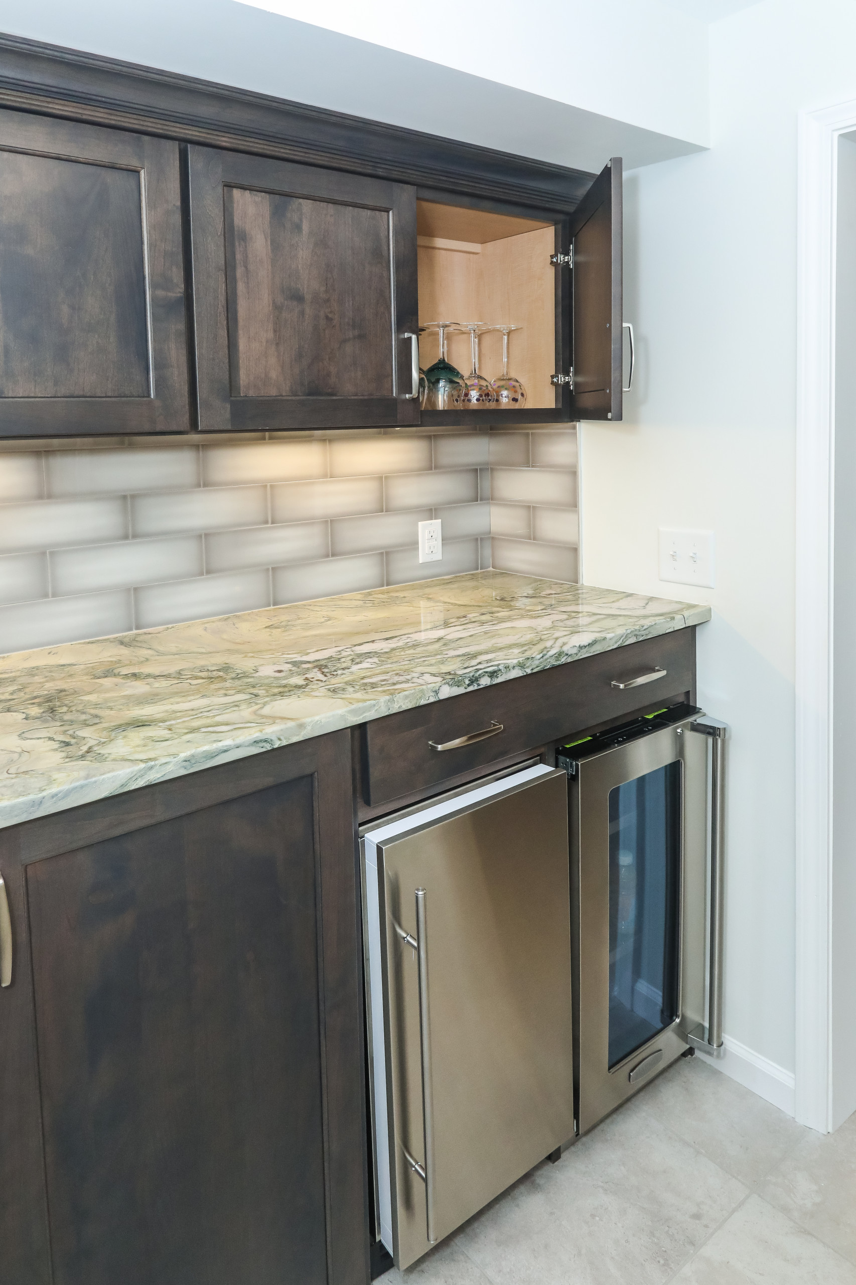 Gainesville Lake Home Remodeling - Kitchen, Butler's Pantry & Laundry