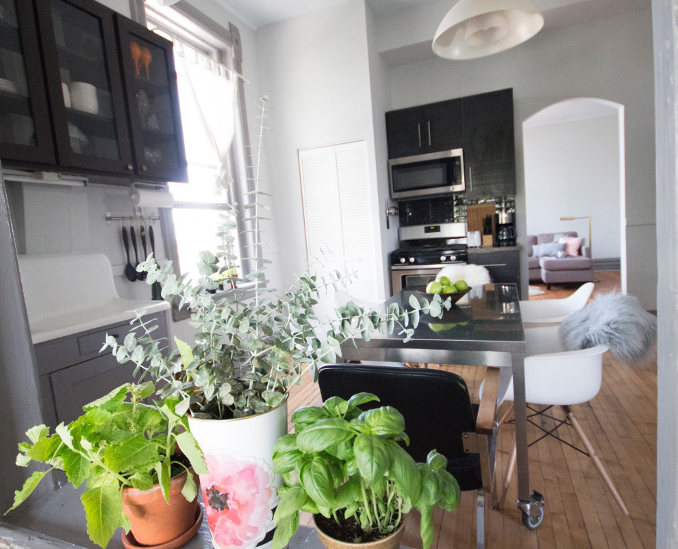 A splash of green for the cool kitchen