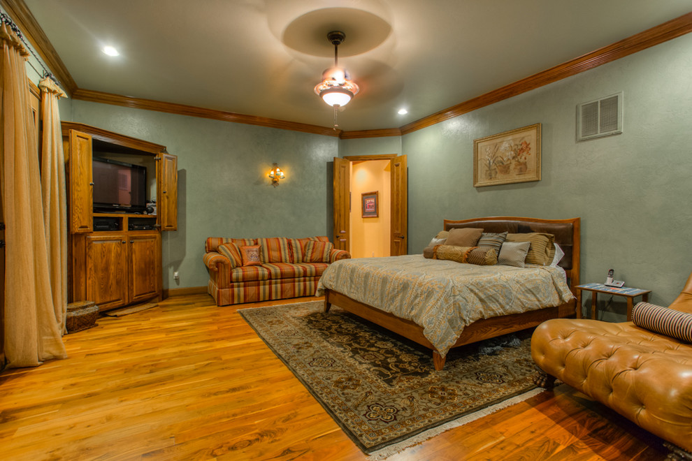 Transitional bedroom in Oklahoma City.