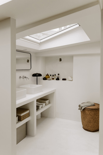Montmartre - Tholoz&eacute; mediterran-badezimmer