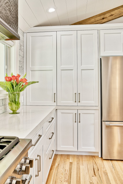 Vast Expanse Remodel modern-kueche