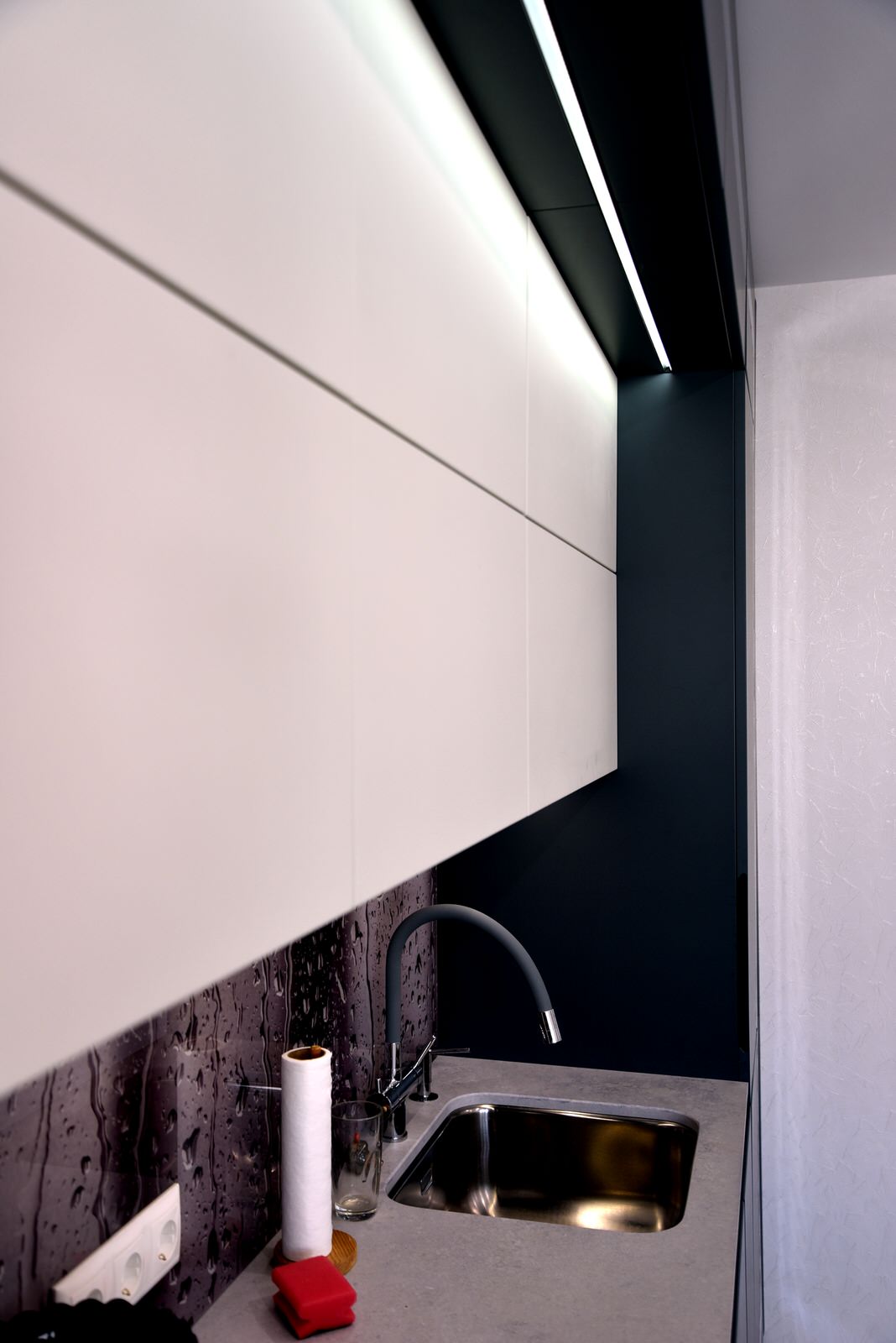 Кухня "PROFILO metallo".