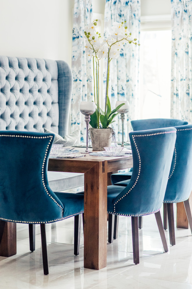 Home design - transitional home design idea in Toronto