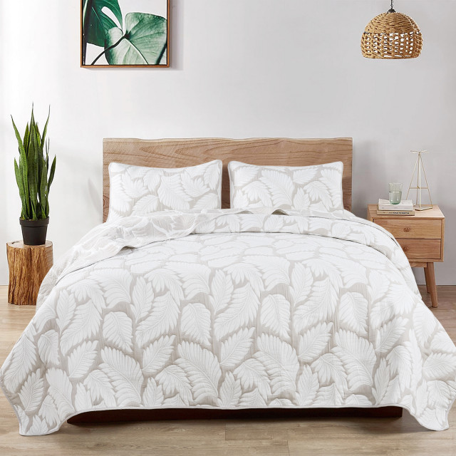 Matelasse Jacquard Quilt Set, Queen Contemporary Quilts And Quilt