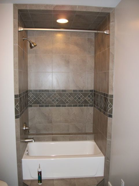  Alcove  Tub  Shower with Deco Band Traditional Bathroom 