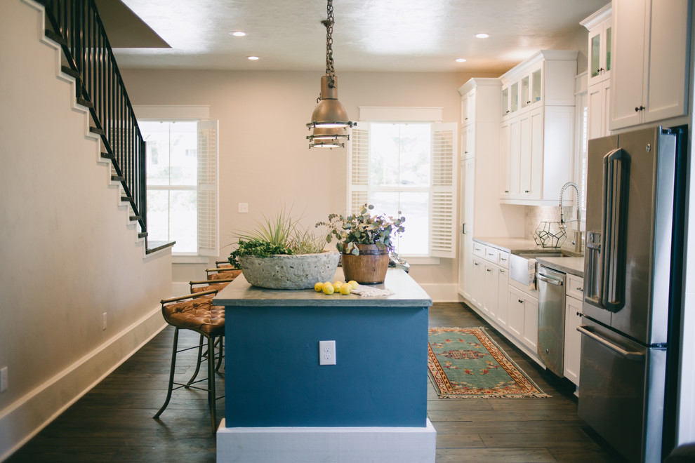 Mountain style kitchen photo in Orange County