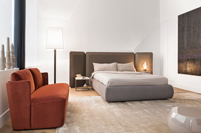 PARIS, FRANCE Space 1 contemporain-chambre