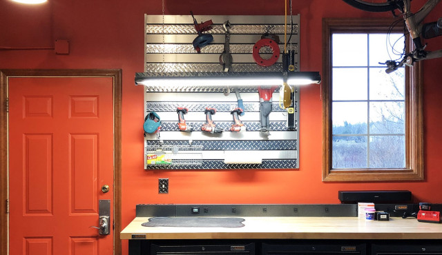 SlatWall MX&trade; garage