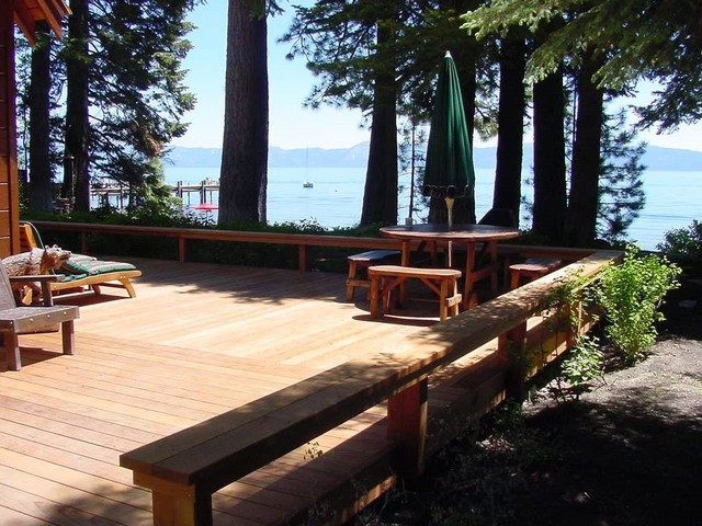 Custom Deck rustico-terraza-y-balcon