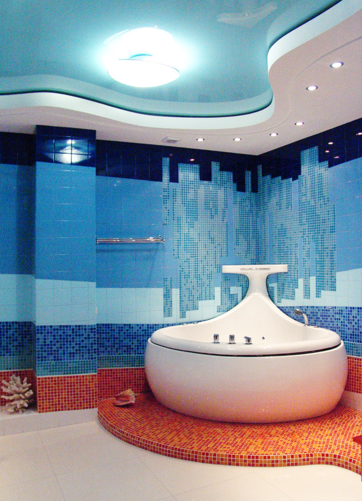 Современная мозаика в интерьере загородного дома