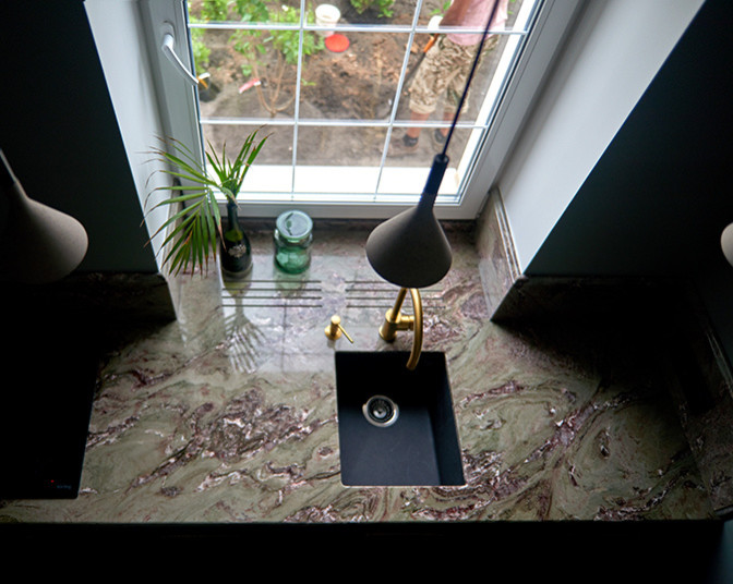 Дом в поселке Британика