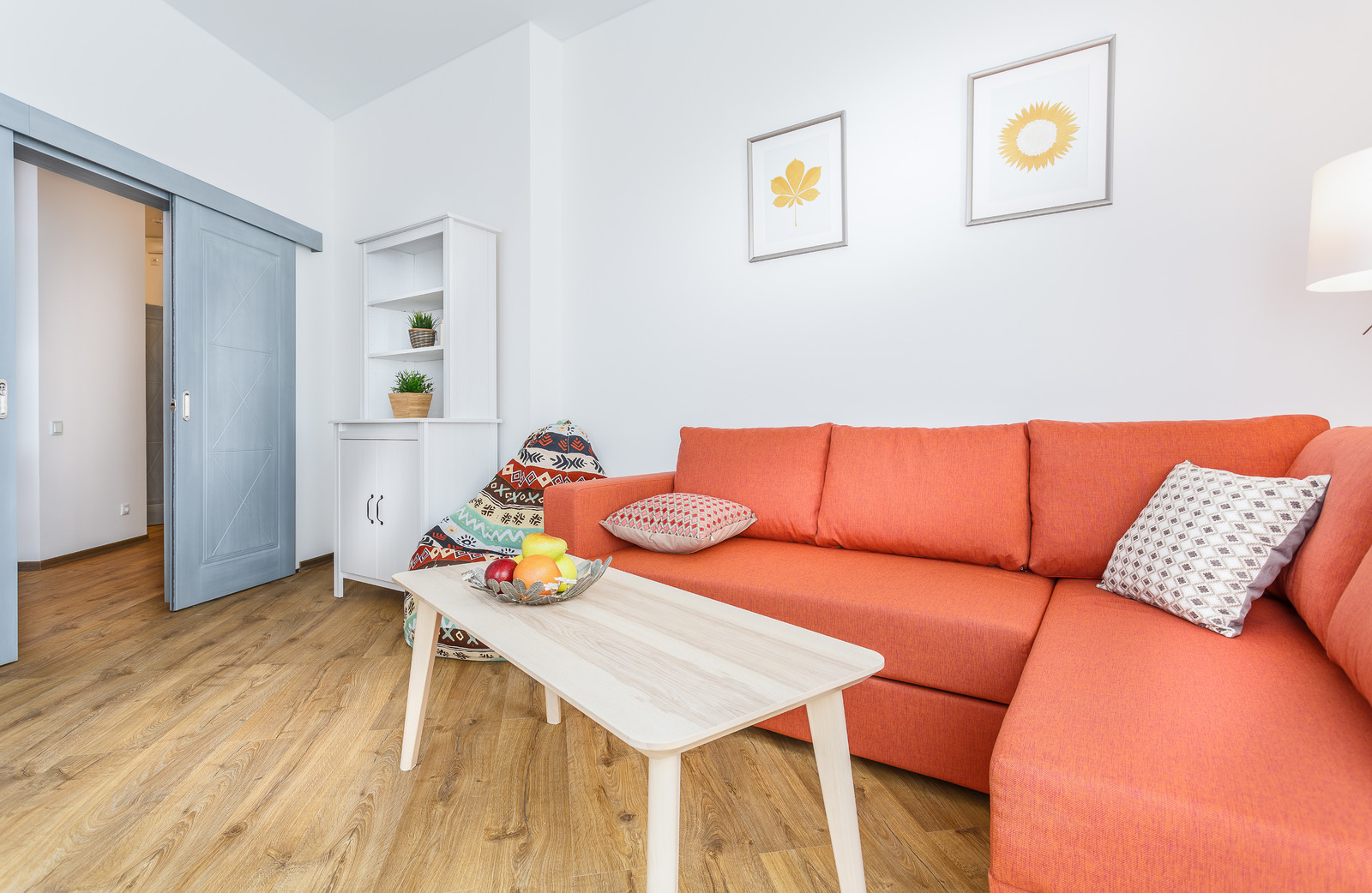 Беломорская. Двухкомнатная.